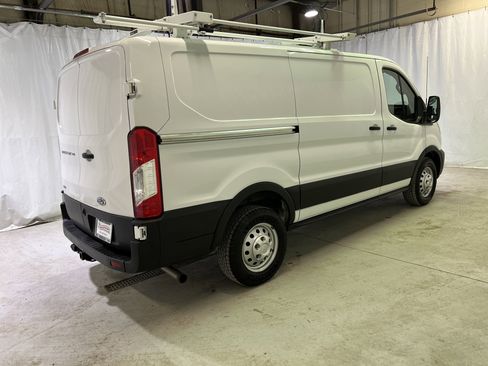 Used 2024 Ford Transit 150 Low Roof AWD image 11