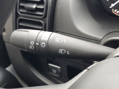 Used 2025 RAM ProMaster 2500 w/ Convenience Group image 13