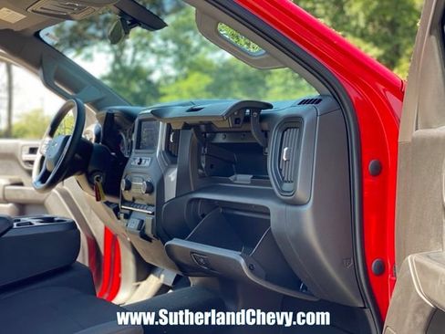 Used 2022 Chevrolet Silverado 1500 Custom Trail Boss AWD/4WD image 23
