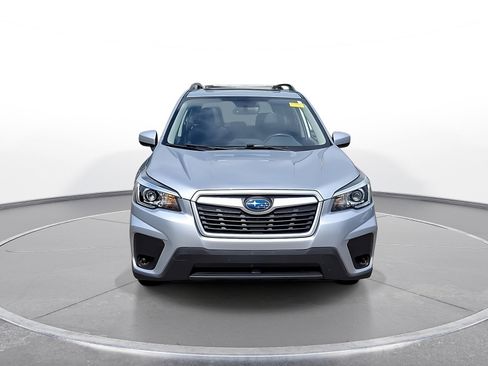 Used 2020 Subaru Forester Premium w/ Popular Package #1 AWD/4WD image 3