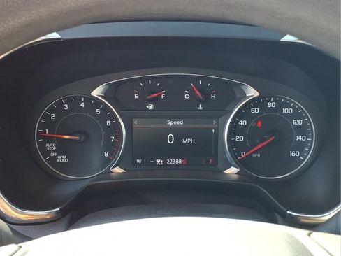Used 2024 Chevrolet Blazer LT w/ Convenience Package FWD image 13