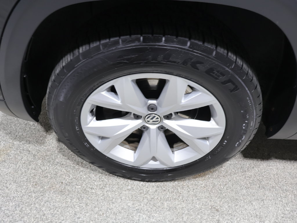Used 2018 Volkswagen Atlas SEL AWD/4WD image 9