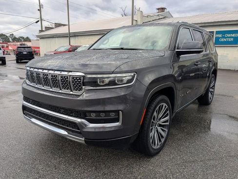 Used 2022 Jeep Grand Wagoneer Series III AWD/4WD image 8