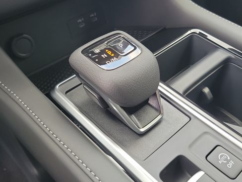 New 2026 Nissan Pathfinder SV FWD image 19
