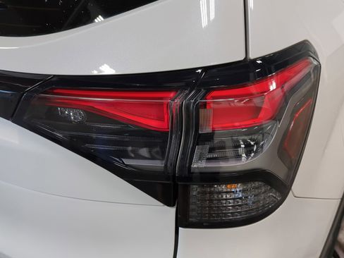 Used 2025 Subaru Forester Premium image 17