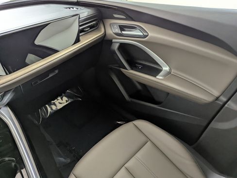 Certified 2025 Audi Q5 Premium Plus w/ Premium Plus image 11