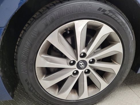 Used 2016 Hyundai Sonata Sport w/ Option Group 1V FWD image 31