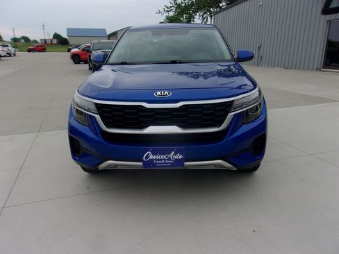 Used 2021 Kia Seltos LX AWD/4WD image 5