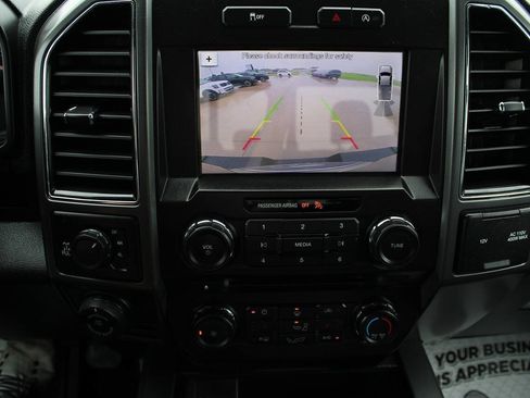 Used 2018 Ford F150 XLT w/ Equipment Group 302A Luxury AWD/4WD image 18