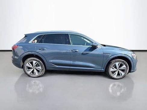 Used 2024 Audi Q8 e-tron Premium Plus w/ Premium Plus Package AWD/4WD image 8