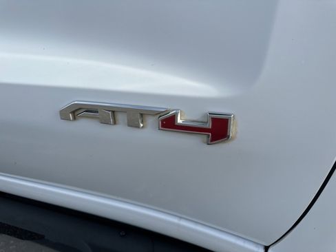 Used 2024 GMC Sierra 1500 AT4 w/ Technology Package image 37