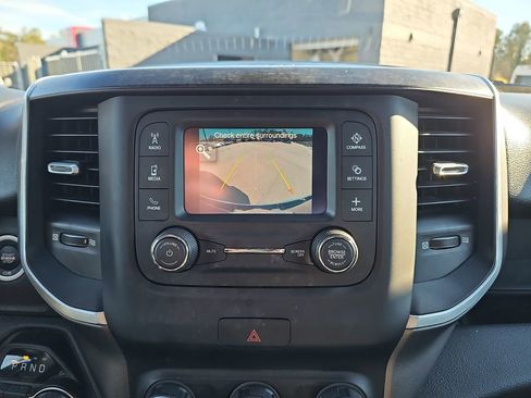 Used 2022 RAM 1500 Big Horn AWD/4WD image 26