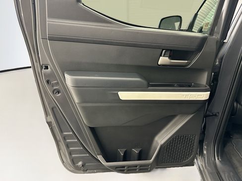 Used 2024 Toyota Tacoma TRD Sport image 27