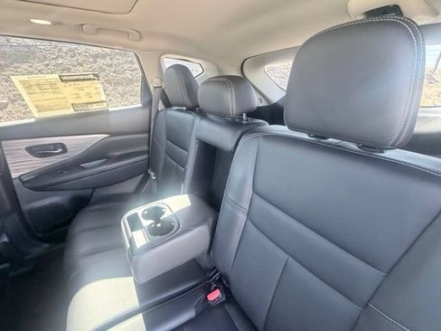 Used 2017 Nissan Murano Platinum w/ Platinum Technology Package AWD/4WD image 29