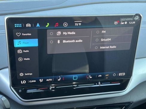 New 2025 Volkswagen ID.4 Pro image 15