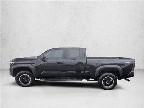 Used 2025 Toyota Tacoma TRD Off-Road AWD/4WD image 8