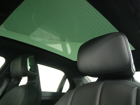 New 2026 BMW 740i w/ Premium Package image 12