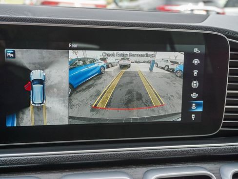 Used 2021 Mercedes-Benz GLE 350 4MATIC image 24