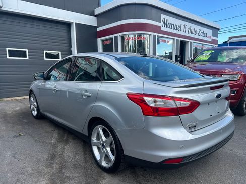 Used 2014 Ford Focus Titanium FWD image 6