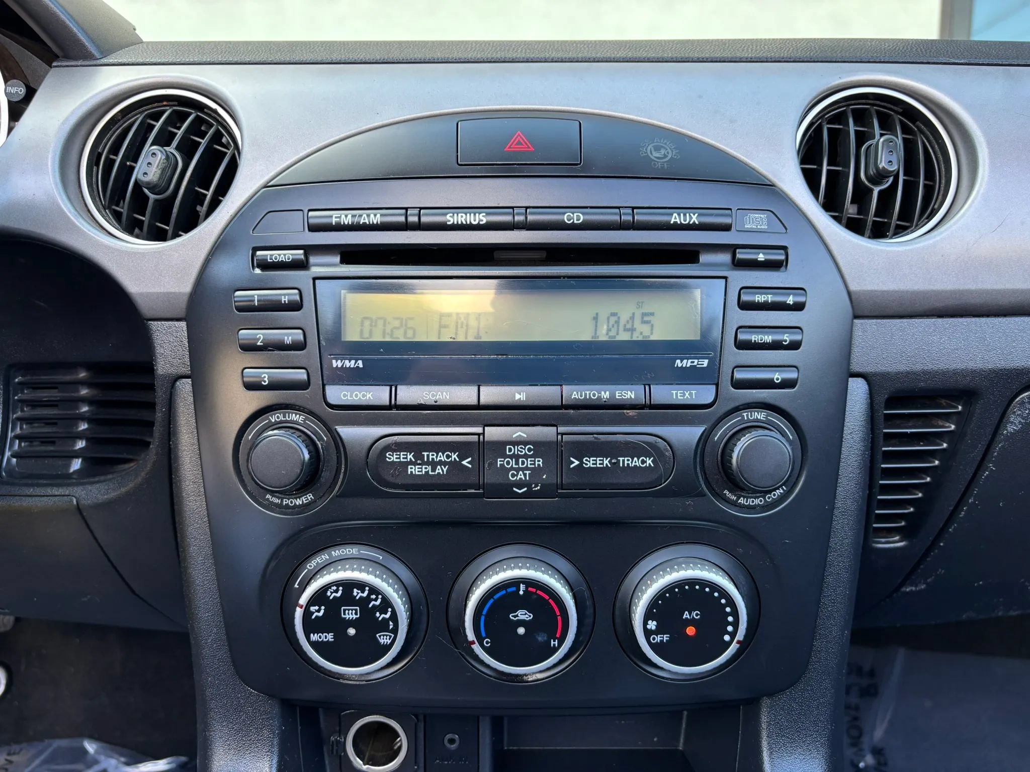 Used 2012 MAZDA MX-5 Miata Sport RWD image 25