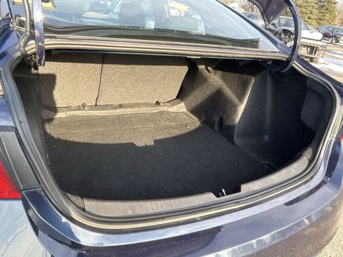 Used 2016 Chevrolet Malibu LT image 17