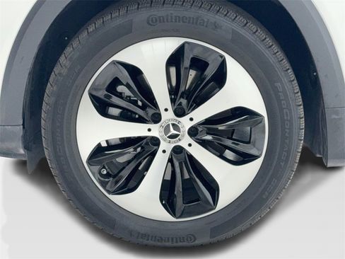 Used 2025 Mercedes-Benz GLB 250 w/ Exclusive Package image 54