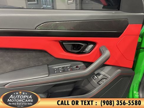 Used 2023 Lamborghini Urus S AWD/4WD image 13