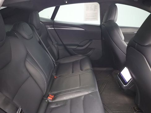 Used 2021 Tesla Model S Plaid image 23