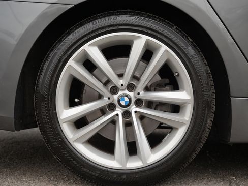 Used 2016 BMW 750i xDrive AWD/4WD image 10