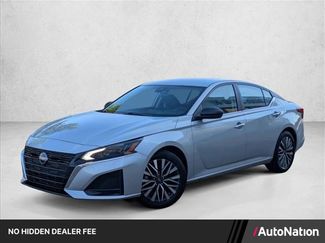 Used 2024 Nissan Altima 2.5 SV FWD video 1