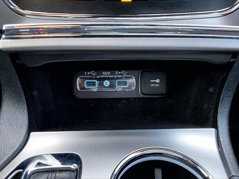 Certified 2018 Jeep Grand Cherokee Altitude image 16