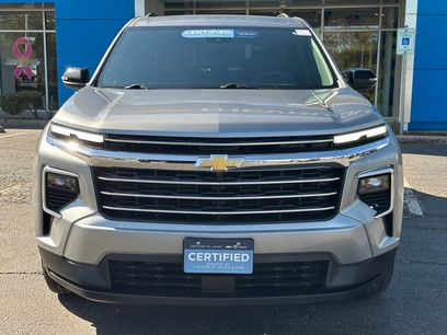 Certified 2025 Chevrolet Traverse LT