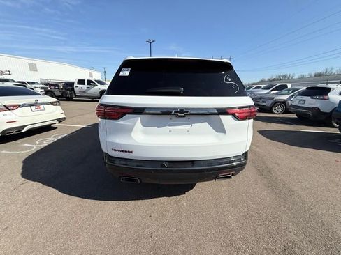 Used 2023 Chevrolet Traverse Premier w/ Redline Edition image 4