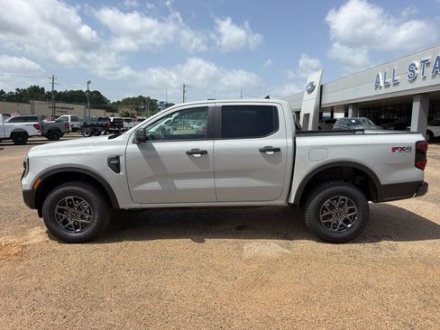 New 2026 Ford Ranger XLT w/ Equipment Group 301A High AWD/4WD image 2