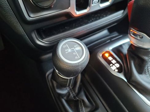 Certified 2025 Jeep Wrangler Unlimited Sahara w/ Safety Group image 13