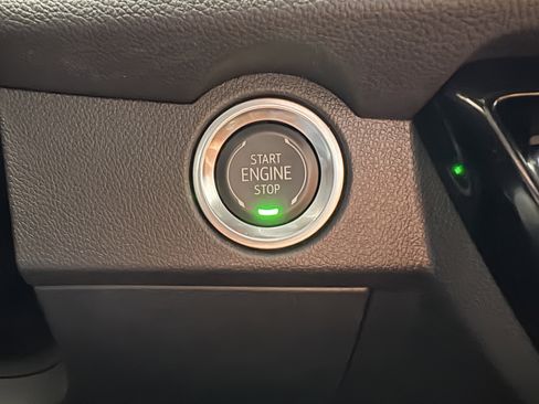 Used 2025 Chevrolet Traverse High Country w/ LPO, Floor Liner Package image 15