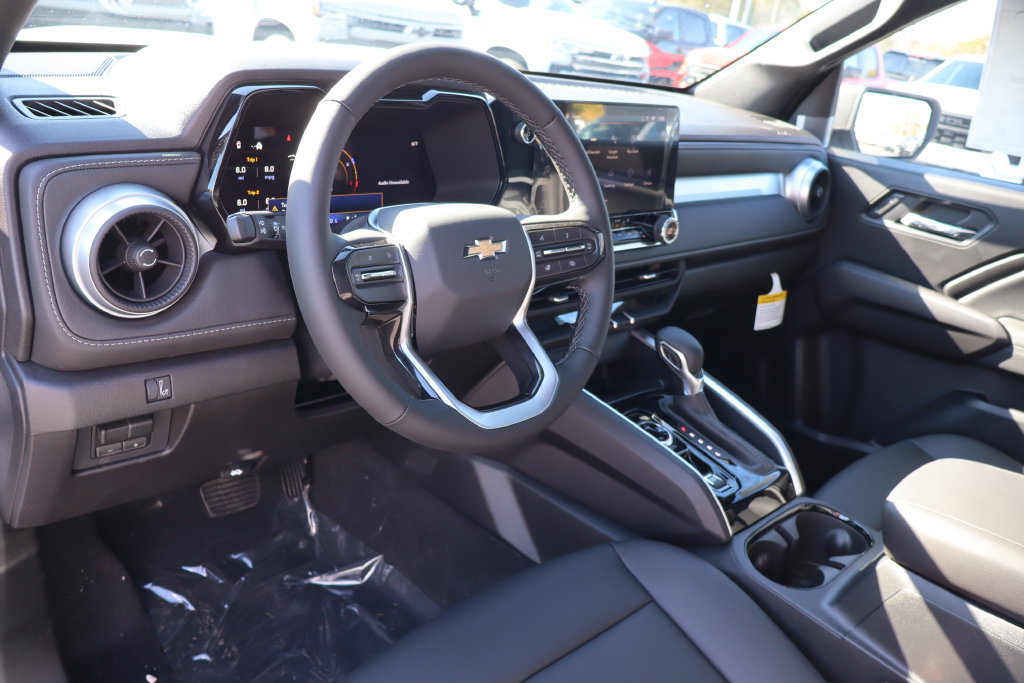 New 2026 Chevrolet Colorado LT w/ LT Convenience Package AWD/4WD image 6
