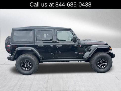 New 2025 Jeep Wrangler Unlimited Rubicon w/ XTREMEE 35" Tire Package image 4