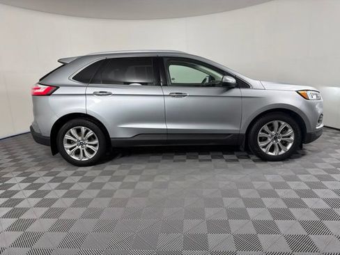 Used 2020 Ford Edge Titanium w/ Class II Trailer Tow Package AWD/4WD image 5