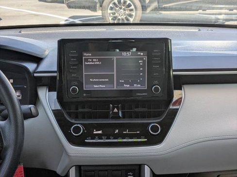 Certified 2022 Toyota Corolla Cross L FWD image 18
