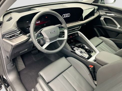 Used 2025 Audi Q5 Premium Plus image 10