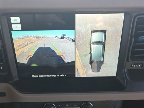 Used 2023 Ford Bronco Wildtrak AWD/4WD image 28