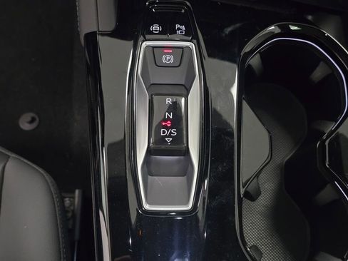 New 2025 Audi Q5 Premium image 15