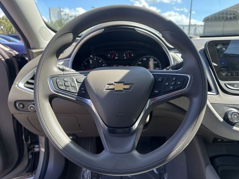 Used 2024 Chevrolet Malibu LS w/ Driver Confidence Package FWD image 11