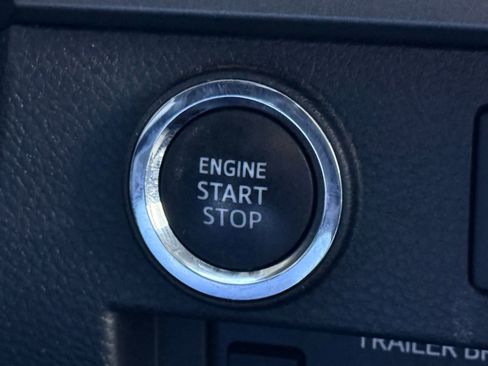 Used 2020 Toyota Tundra SR5 w/ TRD Off-Road Package image 29