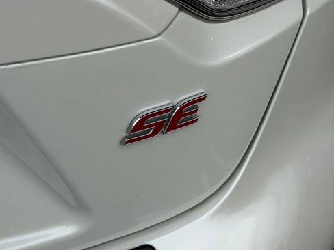 Certified 2021 Toyota Corolla SE w/ Carpet Mat Package (TMS) image 15