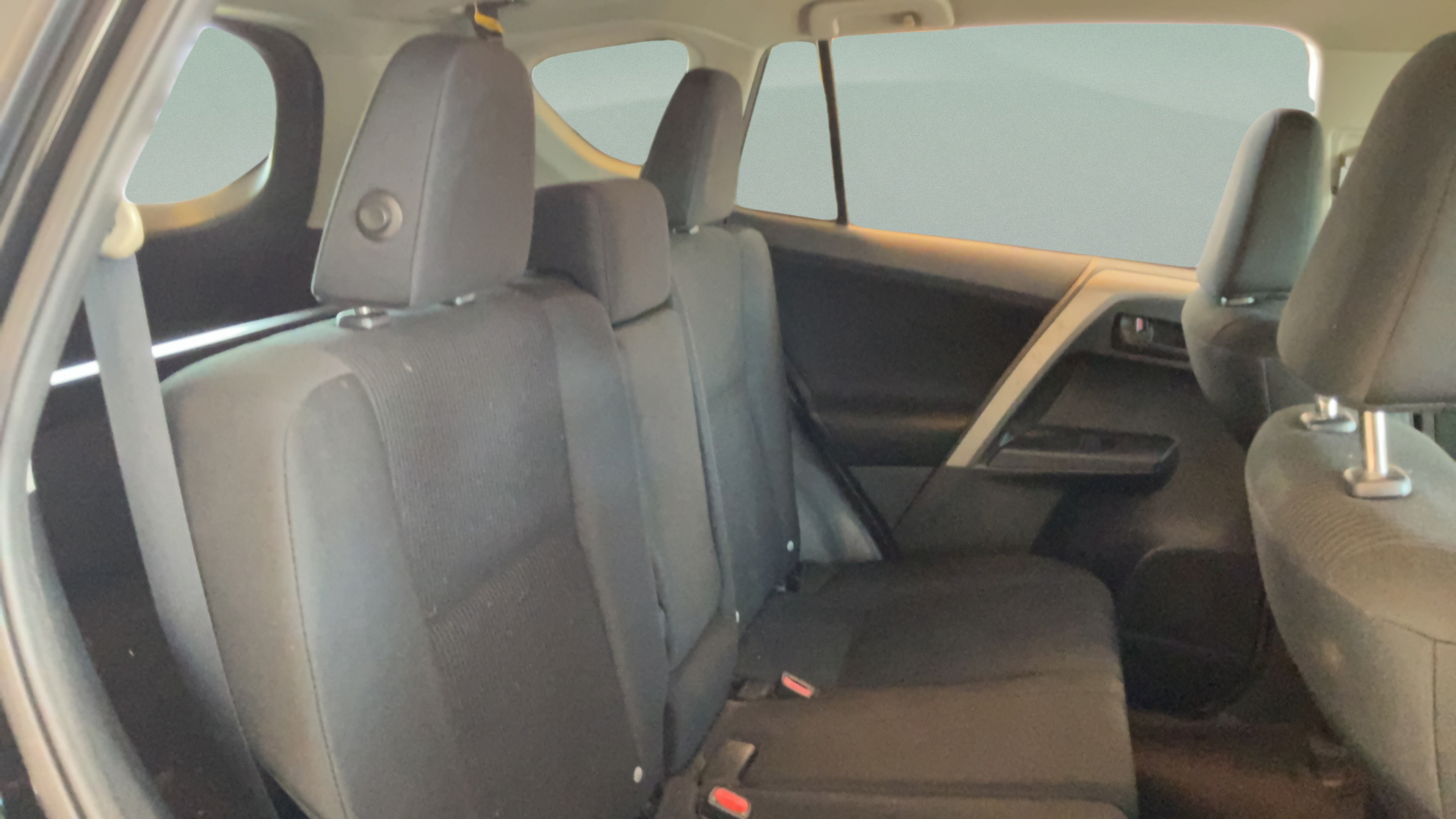 Used 2016 Toyota RAV4 LE FWD image 22