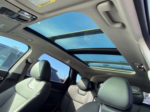 Used 2023 Hyundai Tucson Limited image 33