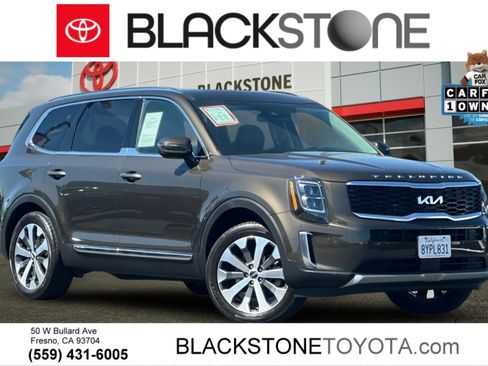Used 2022 Kia Telluride EX w/ EX Premium Package FWD image 1