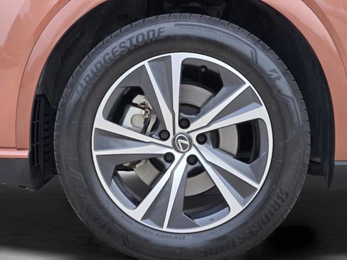 Used 2025 Lexus RX 350 Premium w/ Accessory Package (Z1) FWD image 35